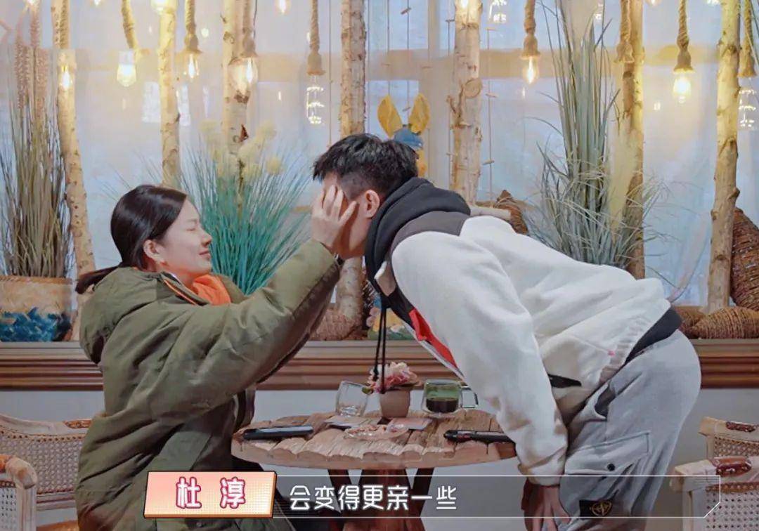 原创我本来就是圈内人王灿秀恩爱遭吐槽霸气回怼没往娱乐圈凑