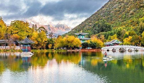云南旅行必备最好导游带你游遍十大必玩景区精彩不断