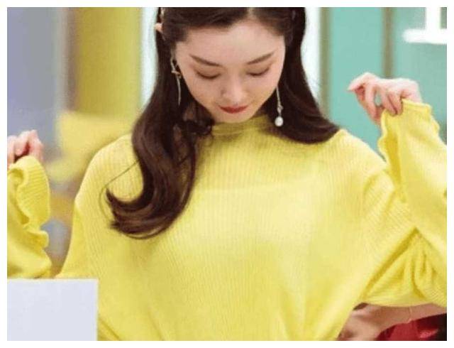 宋轶身材惊艳独具魅力细腰令人着迷心动再次涌现