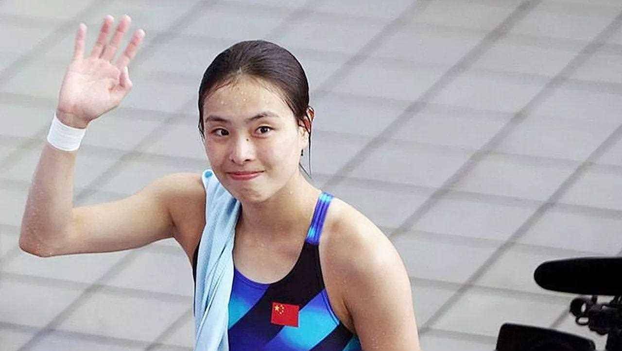 原创敬仰的第三代跳水皇后赛场上毫不逊色郭晶晶退役后嫁平凡