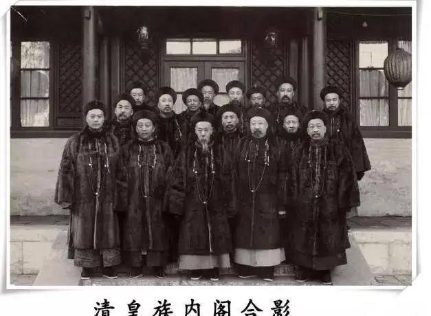 1911年辛亥革命的巧合和必然13个人和400万块决定清朝命运