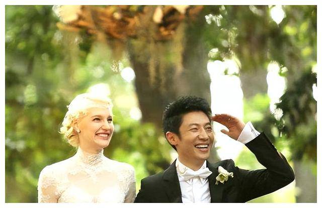 北大才子撒贝宁携家人演绎小白杨震撼演出