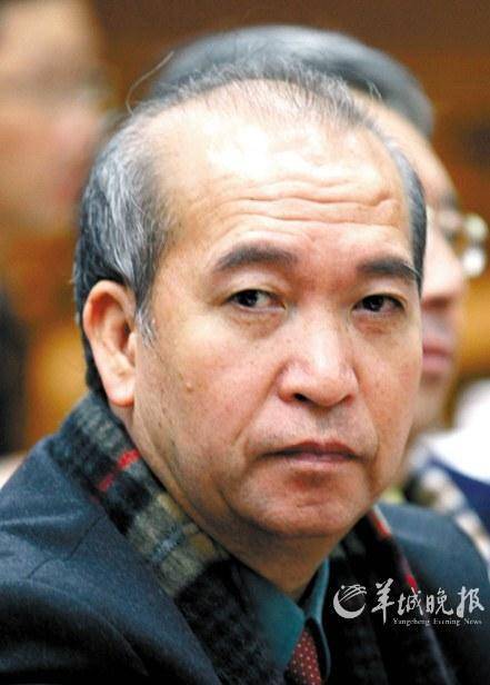 原创破烂王赵泰来隐姓埋名20年后把别墅卖掉为国捐6万件珍宝