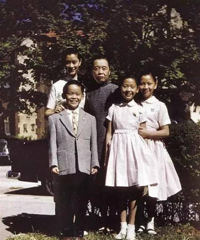 原创徐积锴徐志摩张幼仪之子称母亲不讨厌林徽因同情陆小曼