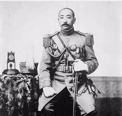 沈阳大军阀张作霖为何亲手把漂亮女儿嫁给一个傻瓜_张怀英_包布_王爷