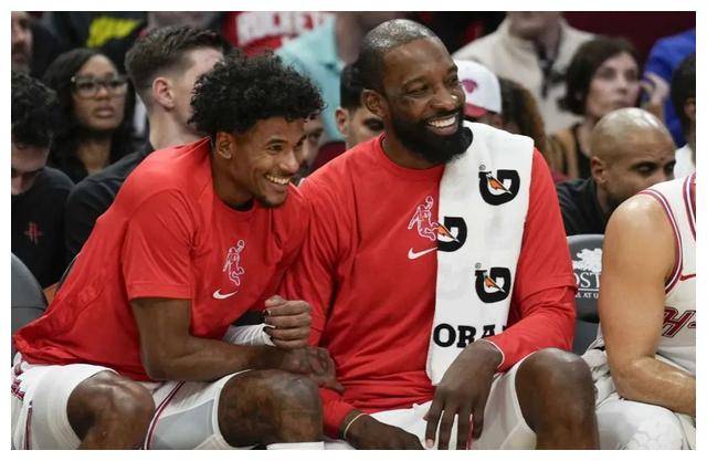 杰伦格林神勇爆发!生娃加持,引爆篮坛对决,谁才是球队基石?