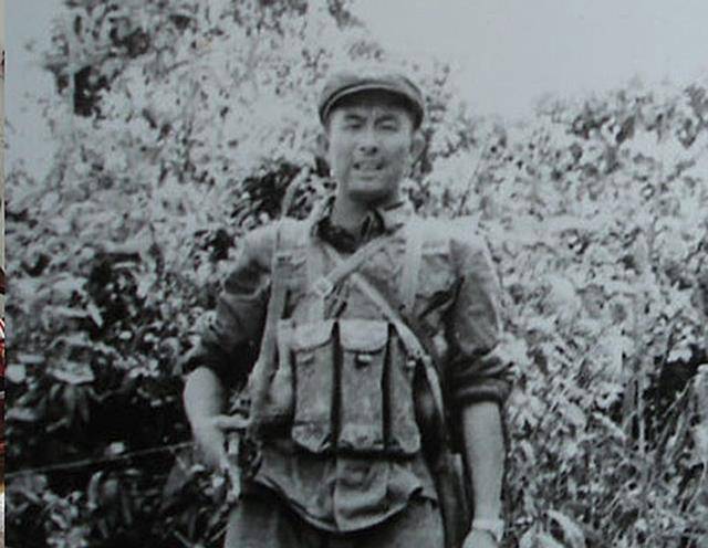 特级英雄吴华:因救人双腿致残,月领三千补助,两个儿子从军从警_战友_