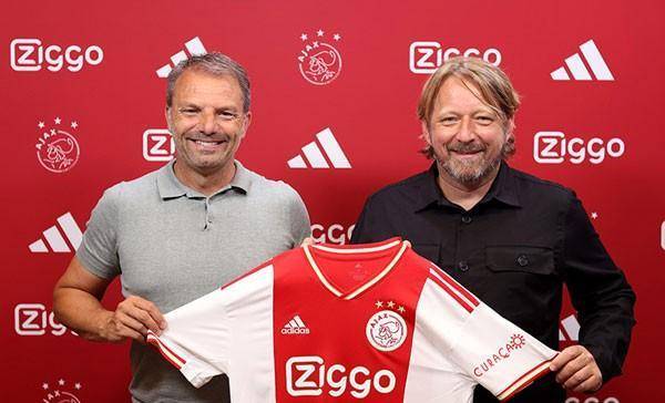 阿贾克斯如何从天堂跌落谷底?_球员_奥维马斯_成功