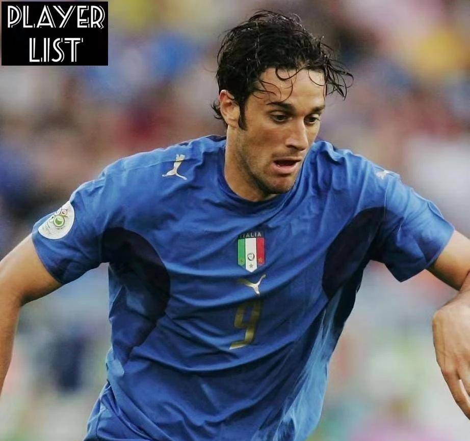 足坛十大高颜值退役球星,贝克汉姆领衔,卡卡上榜!