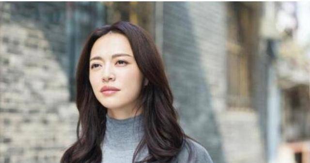 原创原创都挺好中父母薄待苏明玉却给了她两样宝贵东西姚晨因此圈粉