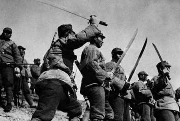 被误解的二十九军大刀队他们缺的不是大刀而是自动手枪和子弹