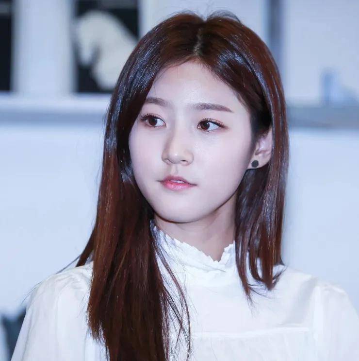 原创金秀贤早期行为惹争议扬言人生目标是金钱和女人还曾歧视亚裔