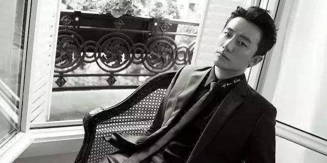 原创山海情黄轩喝醉被赞上热搜你背后的努力时间看得见