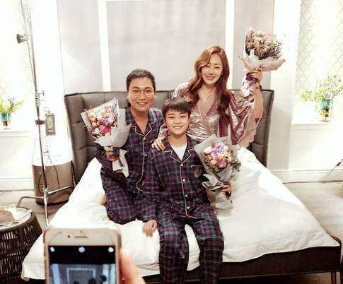 原创天空之城秀韩3年后暴风抽高变184cm高颜值型男惊艳吴娜拉