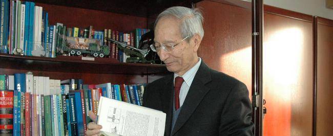 1951年,军委通信部部长王诤亲自点兵,要求张履谦火速去前线解决雷达抗