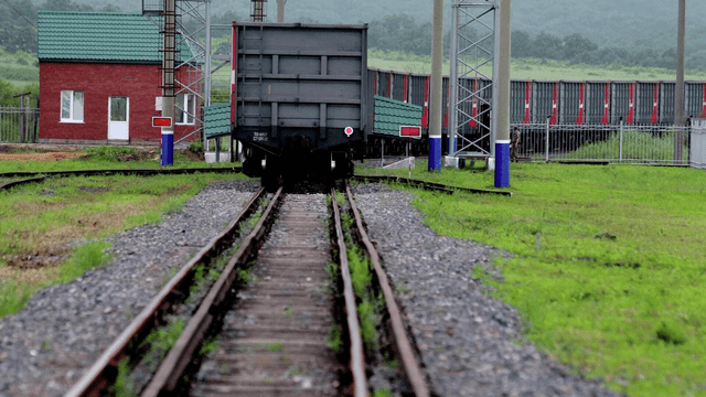 中吉深化铁路合作:共筑互联互通新篇章_发展_双方_地区