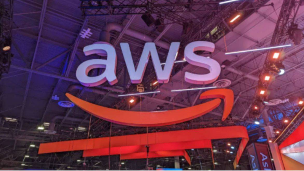 抢占市场份额亚马逊云科技与英伟达联手合作降低大模型训练门槛