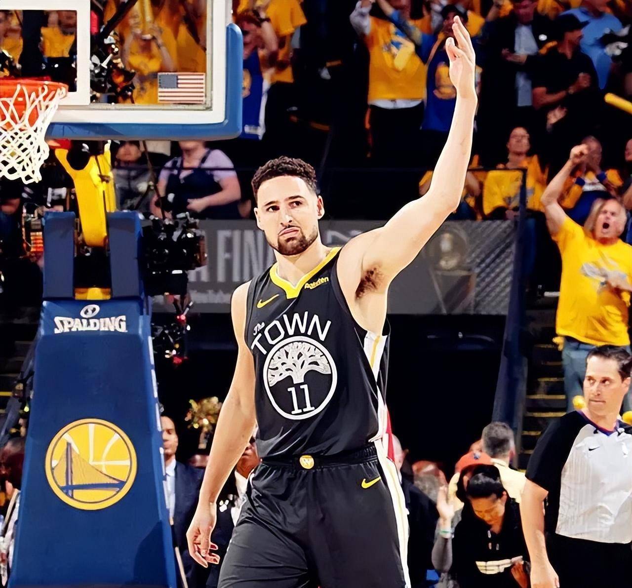 3万薪水_比赛_季后赛_巴里·史密斯