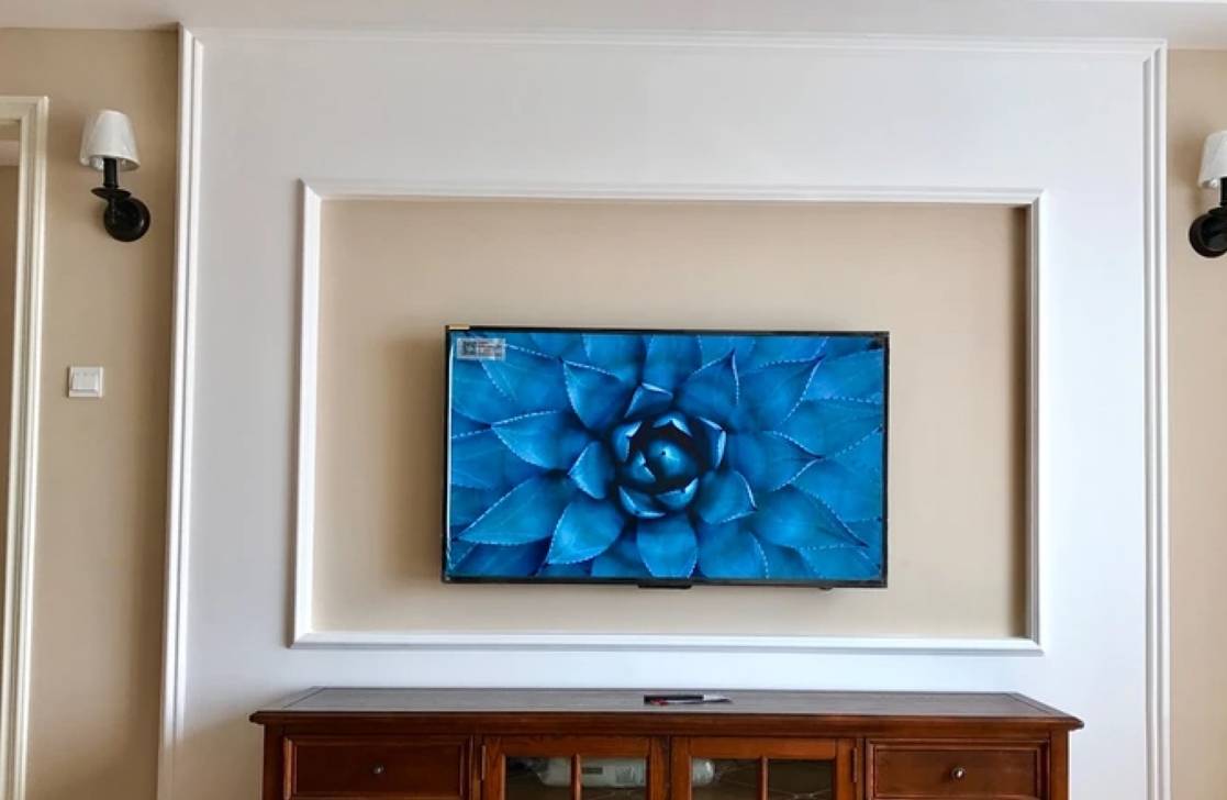 石膏板电视墙可以轻松打造非常个性化的效果,而且造型不复杂非常简约.