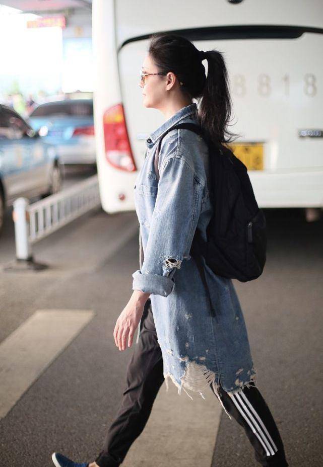 50大s太会穿运动裤也依旧挡不住的好气质女人都羡慕三分