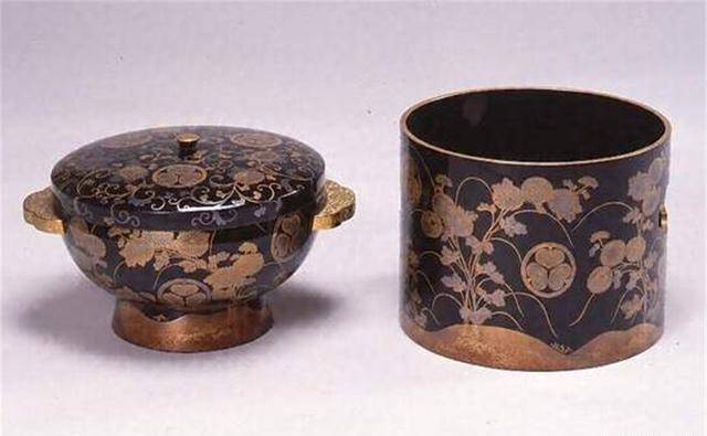 原创徐州出土汉代漆器器型众多专家它们构建出楚王的黄泉生活