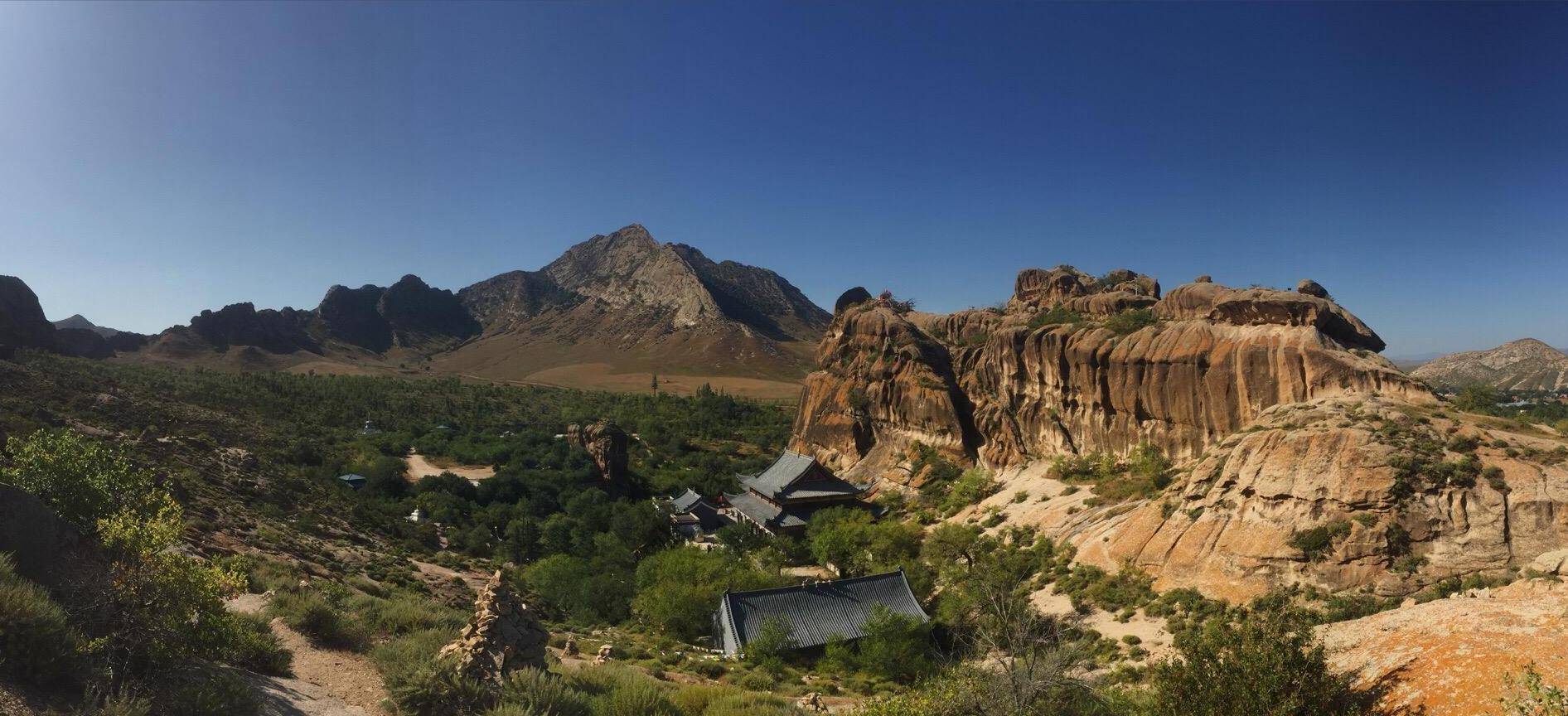 原创1972年内蒙古发现康熙女儿墓身穿龙袍240年不腐葬品估值过亿