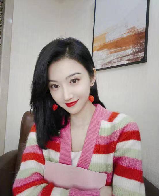 原创邻家女孩子景甜博客时代火起来的女主