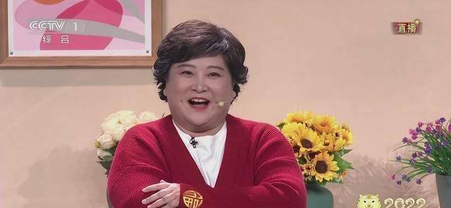 原创原创乡村爱情14宋富贵给宋晓峰做了一道名菜拍黄瓜必成经典