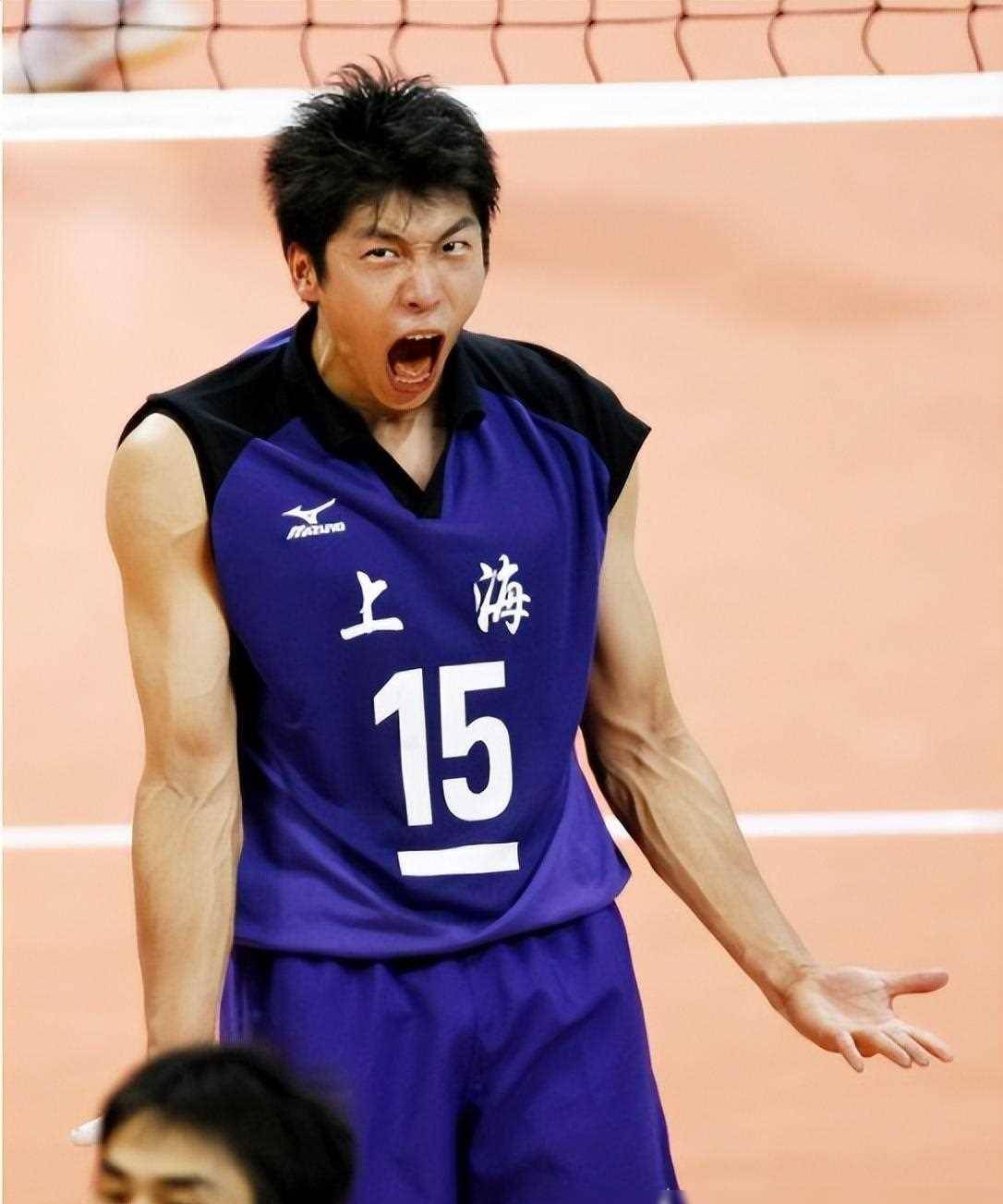 原创男排国手沈琼运动生涯多悲欢39岁终成家