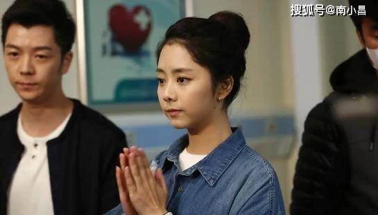 原创以家人之名当中李尖尖借流星表白妈妈谭松韵难掩心中悲痛