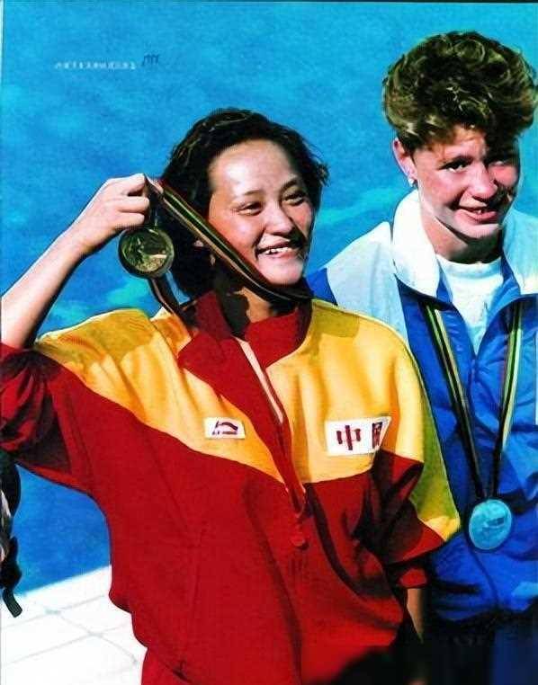 原创高敏奥运冠军退役移居国外男子离弃后重返故土成功逆袭人生