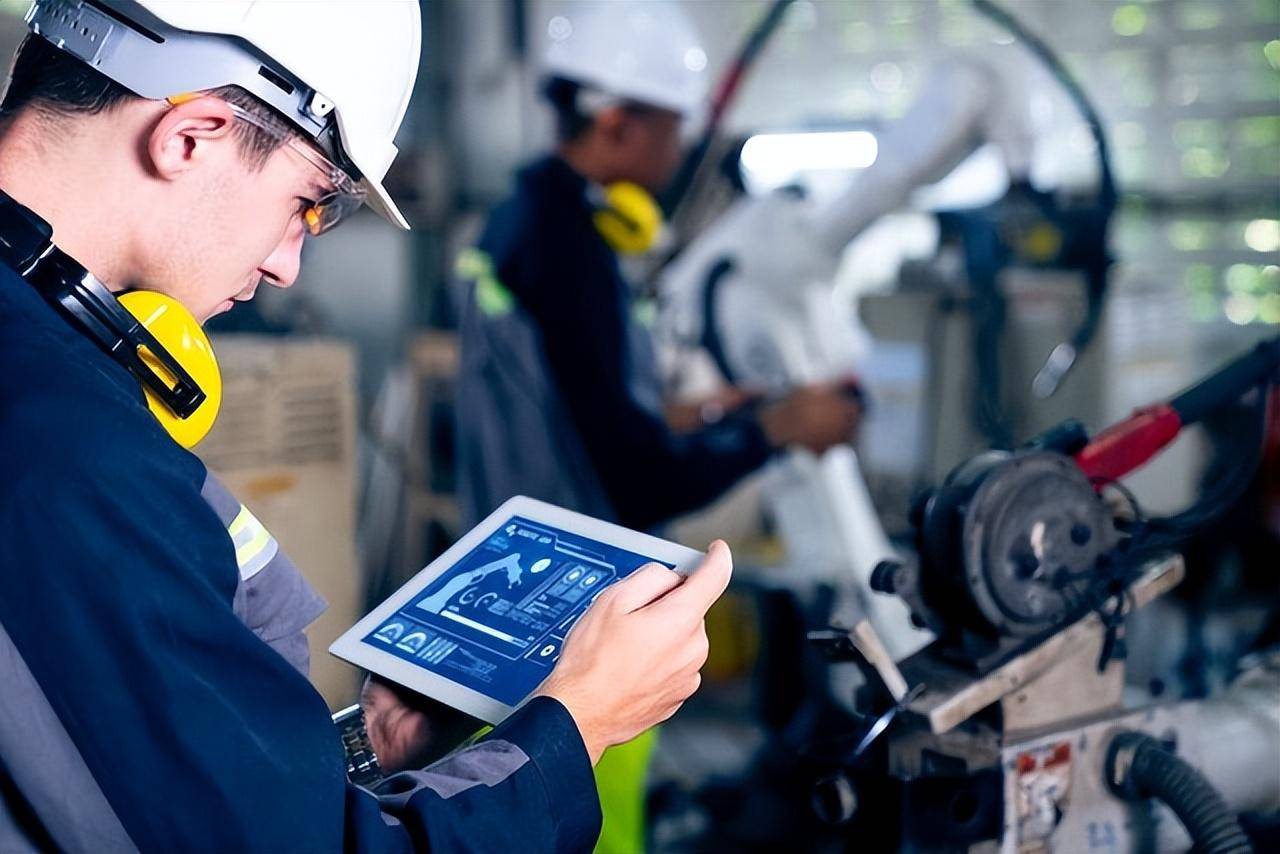 冲压工怎么考证书考证要求是什么