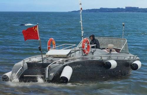 台州首艘合兴船业首制铝合金游艇小王子3交付