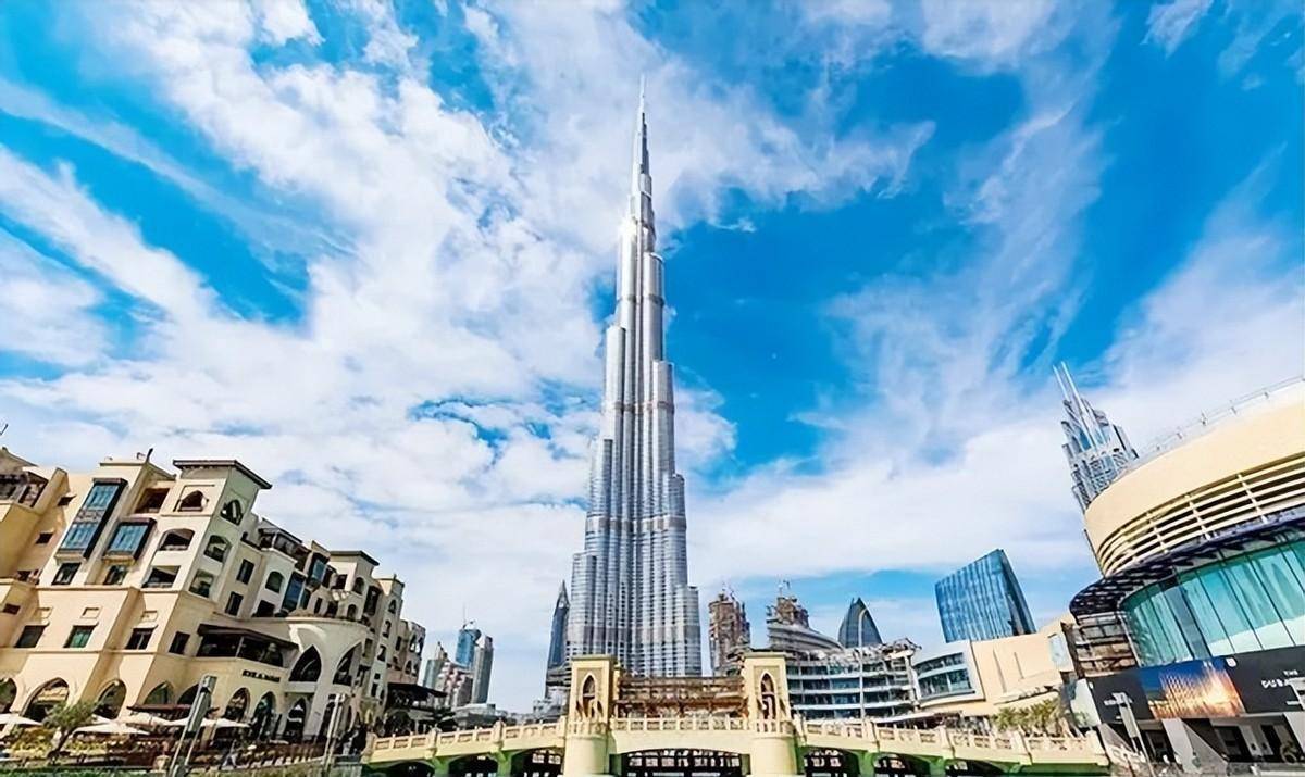 原创迪拜太子妃天生丽质30岁诞下龙凤胎