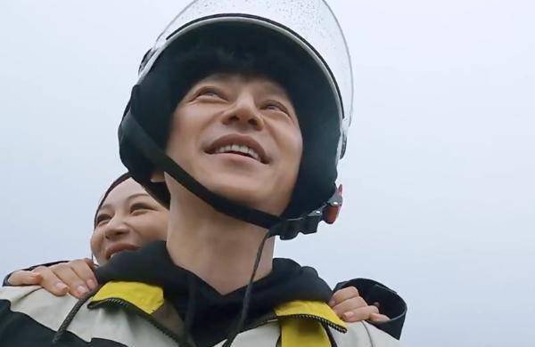 原创《向往5》迎来最"没架子"嘉宾,给张子枫按脚,妹妹一脸享受_杨紫和