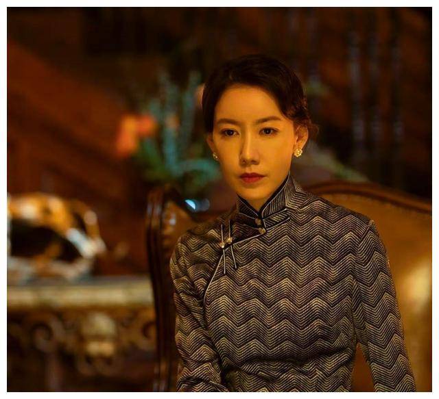 高露_李沁_辞书