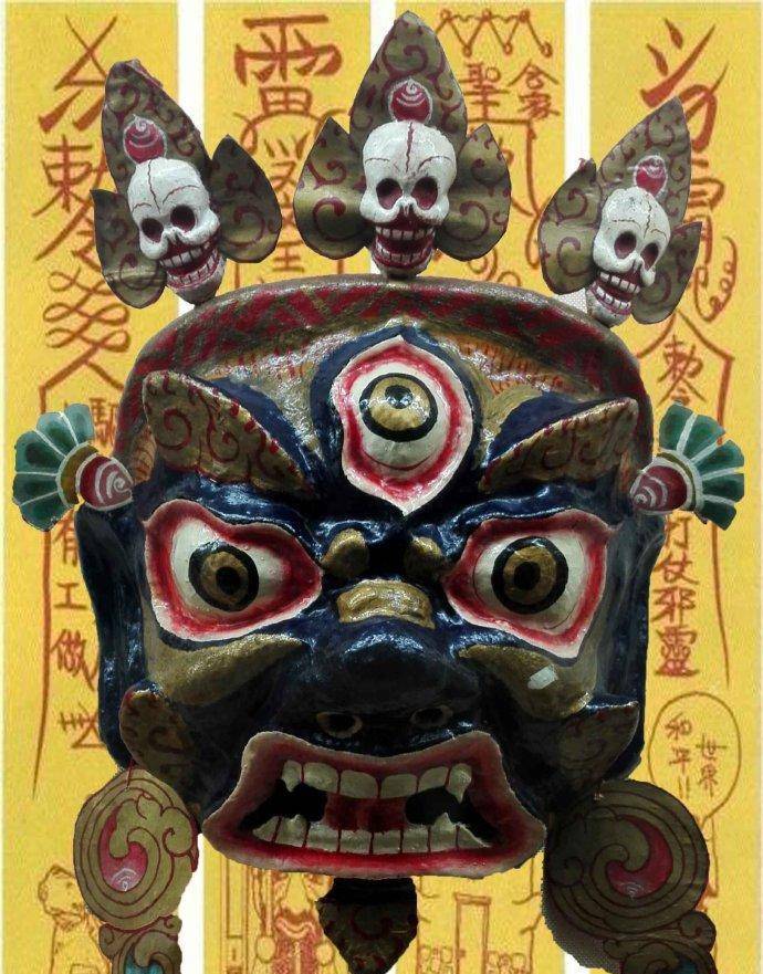 嫫母虽然丑陋,但是黄帝对她信任有加,把管理后宫的责任交给了她,在