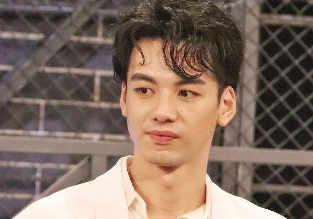 从军艺走出的4大校草大家只记得沙溢沈腾杨洋却忘了最帅的他