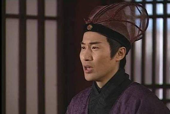 王继恩在四川屠杀了三万人,平叛之后得意忘形,天天饮酒作乐.