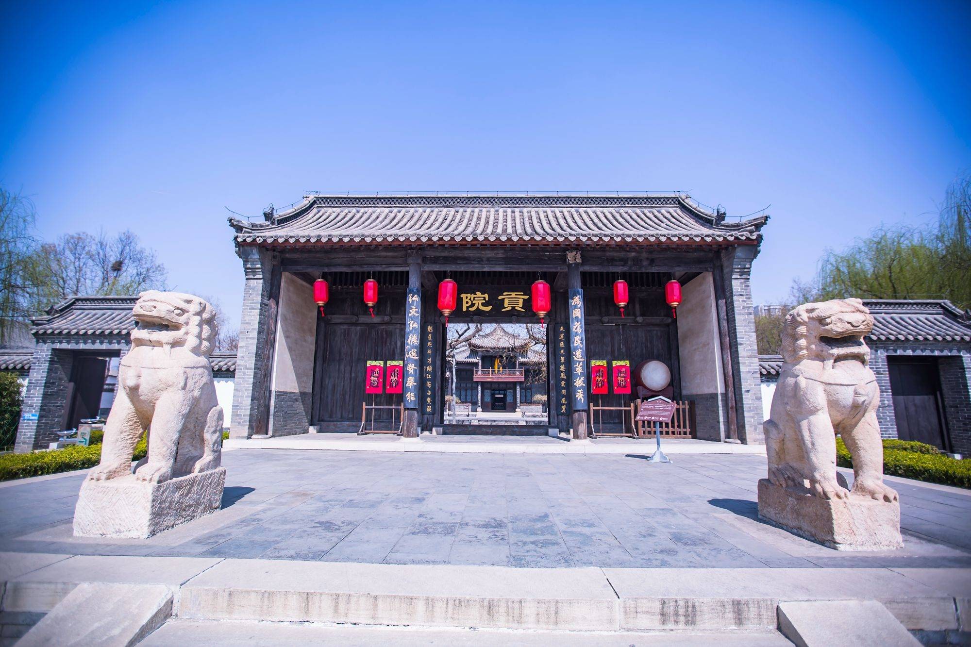 定州是一座特别好逛的宝藏小城,城市不大,历史悠久,景点多为历史人文