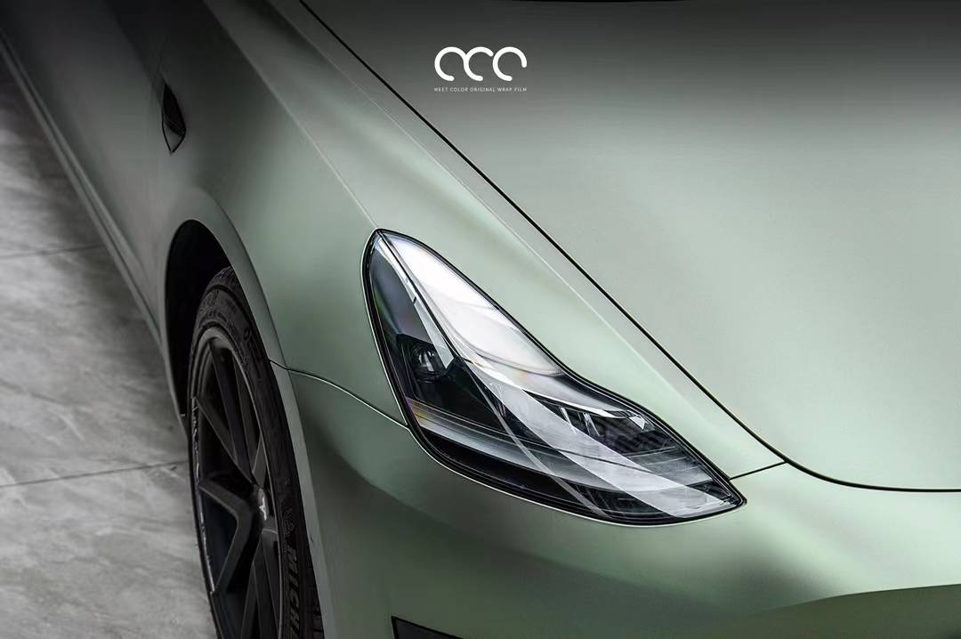 特斯拉modely漫彩改色膜超亚金属灰绿细腻的超亚质感