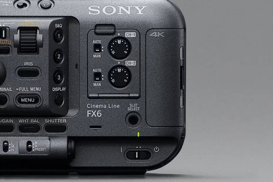 电影机俱乐部的牌局上索尼的先手和王牌