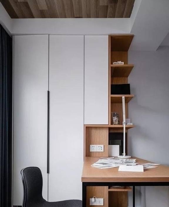 原创采用高级灰打造时尚家居餐厅木地板上墙的做法竟然还挺耐看