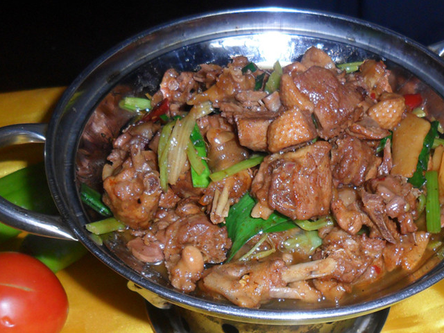 做啤酒鸭,放生抽还是老抽?很多人都弄混了,难怪鸭子不入味_葱白_料酒_