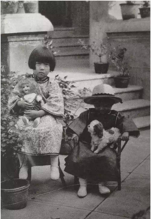 这个让人不寒而栗的想法,也注定了张爱玲与孙用蕃势不两立.