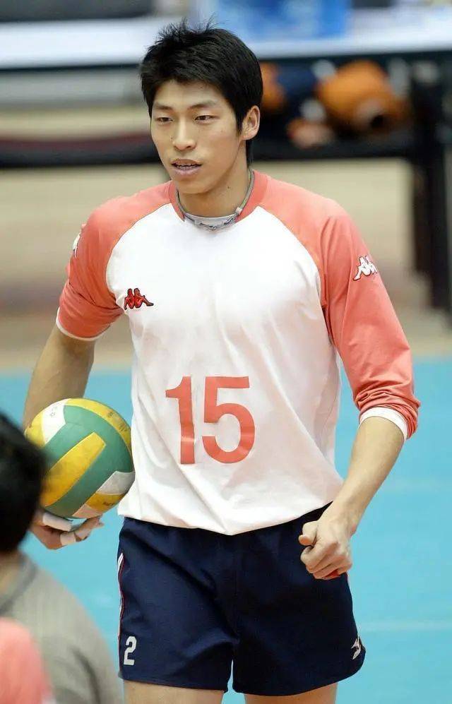 男排名将汤淼:我对不起离异的父亲,爱母亲也爱继母