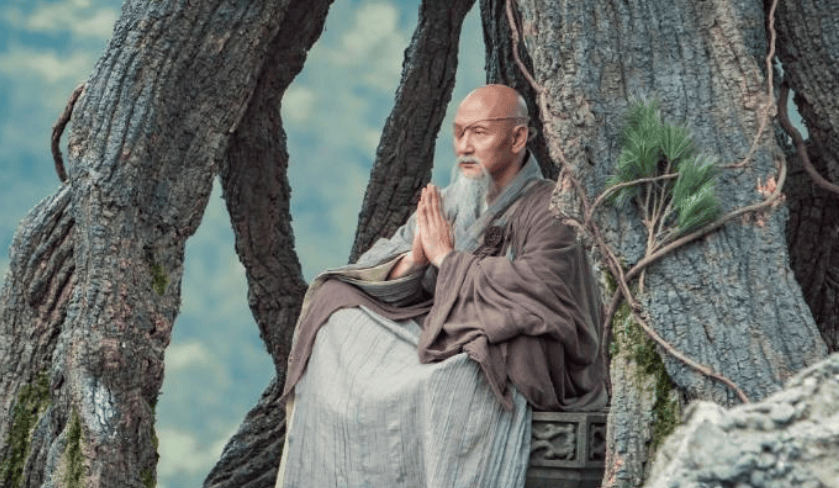 杨过又和少林寺罗汉堂首座的无色禅师结为挚友,独臂的杨过无法练成