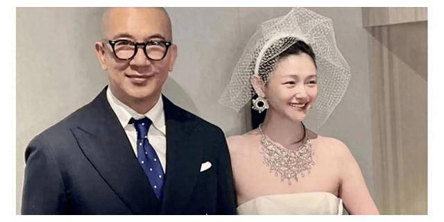 汪小菲心甘情愿饥饿等妻子共享晚餐这一刻输定了