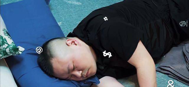 岳云鹏的懒,馋,胆怯,到底是人设还是人品_岳岳_节目_沙溢