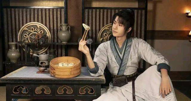 原创有翡王一博演技太嫩导演选错了演员肖战演效果会好些